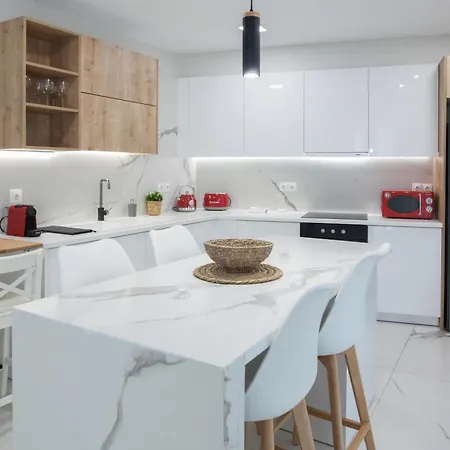 Panormou Modern 3 Bd Apt With Balcony Athens
